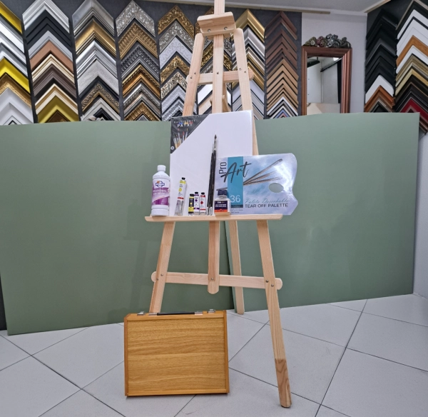 Caballetes y accesorios de pintura