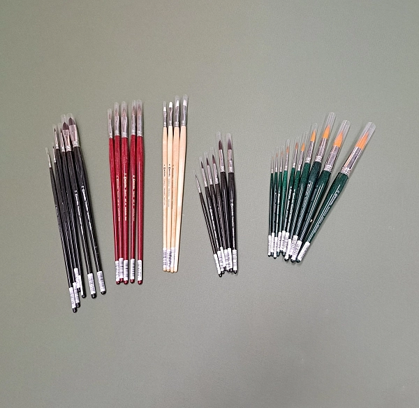 Gran variedad en pincelería